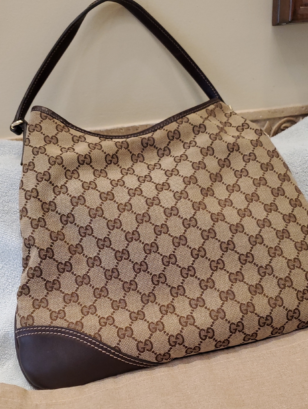 Gucci Brown GG Canvas Hobo Bag with Gold Double G Accent - Picture 3 of 15